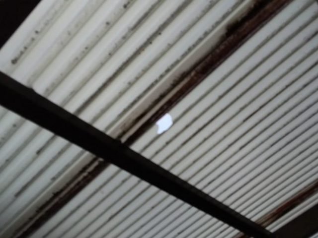 高砂市の劣化したベランダ屋根